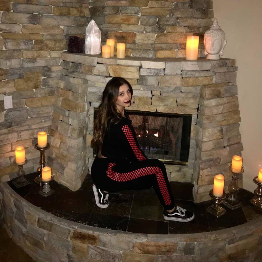 Meet your Posher, Lauren